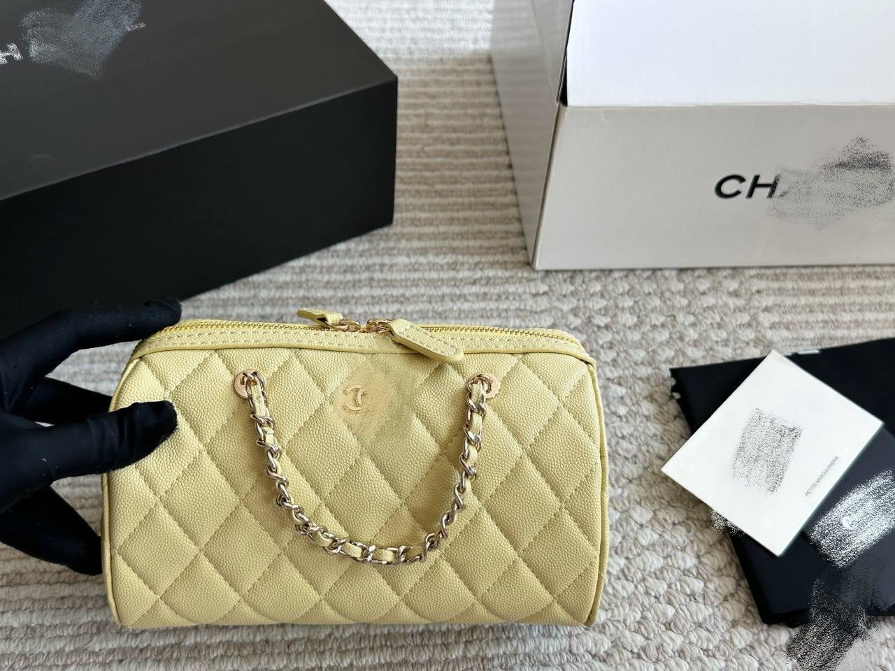 BUTTER YELLOW CHA CHA ROUD BAG