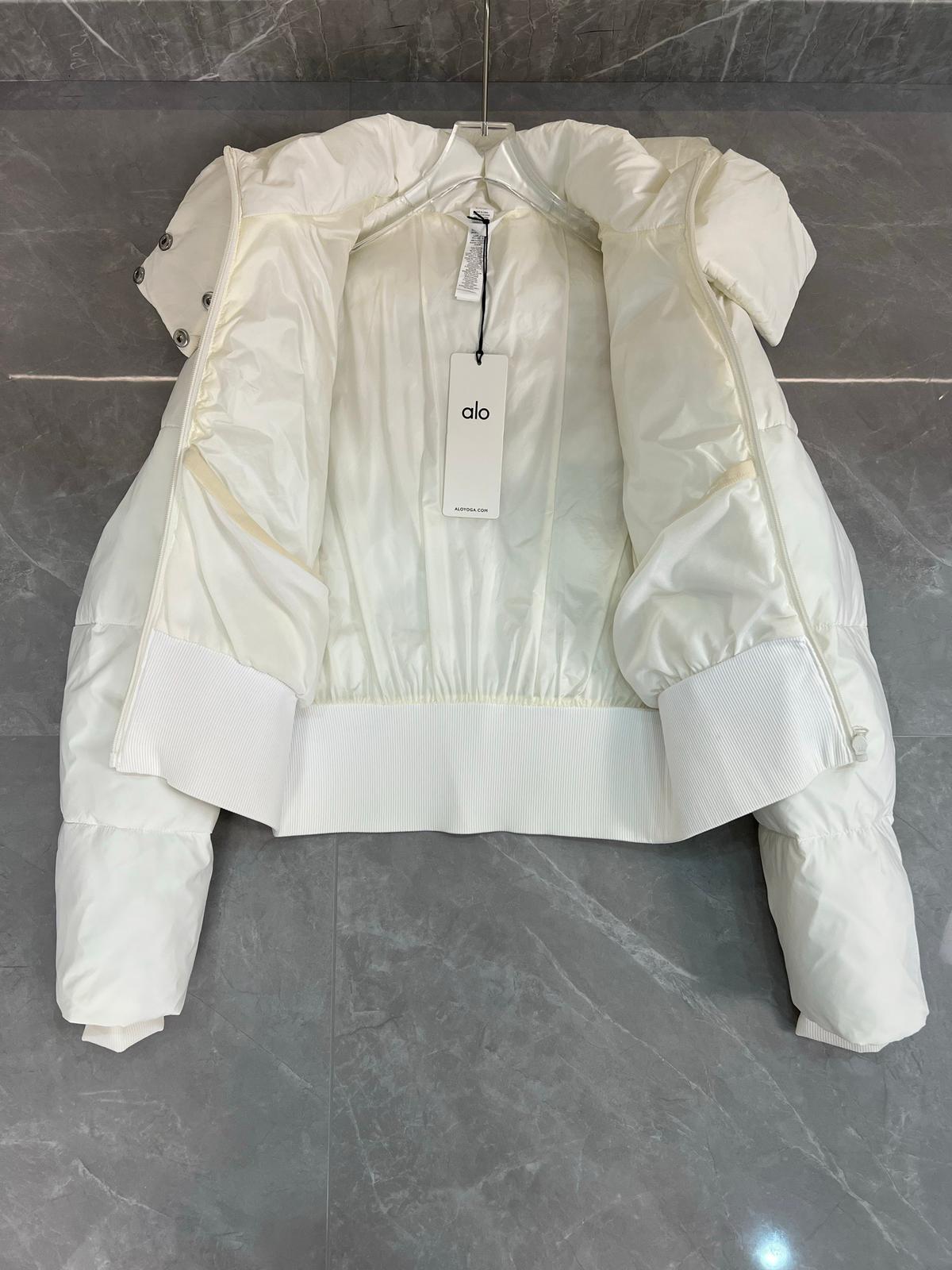 White Hooded Down Jacket